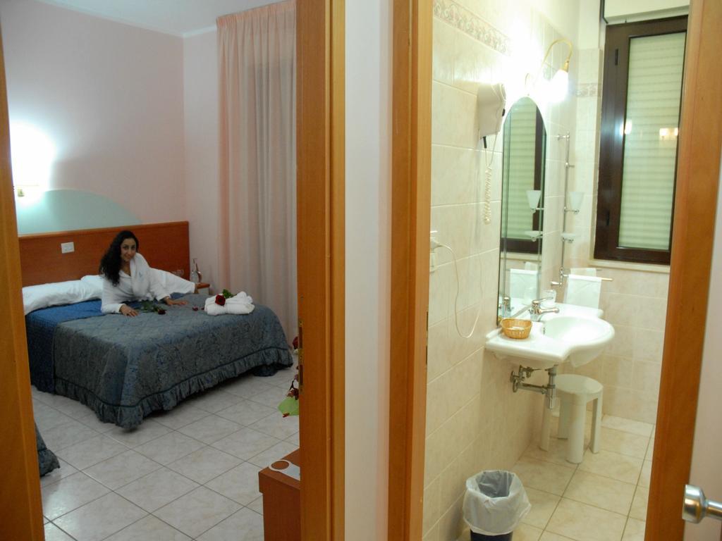Aloha Park Hotel Campomarino  Kamer foto